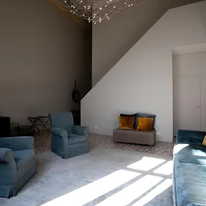 https://infinite-house-ca-vendramin.hotelinveneto.com