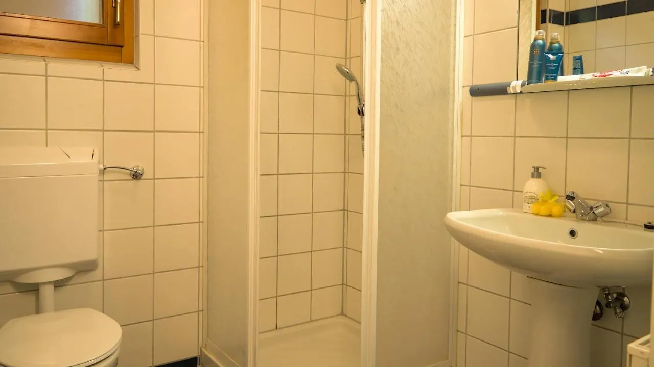 Case Vacanze Crone 0*,  Włochy