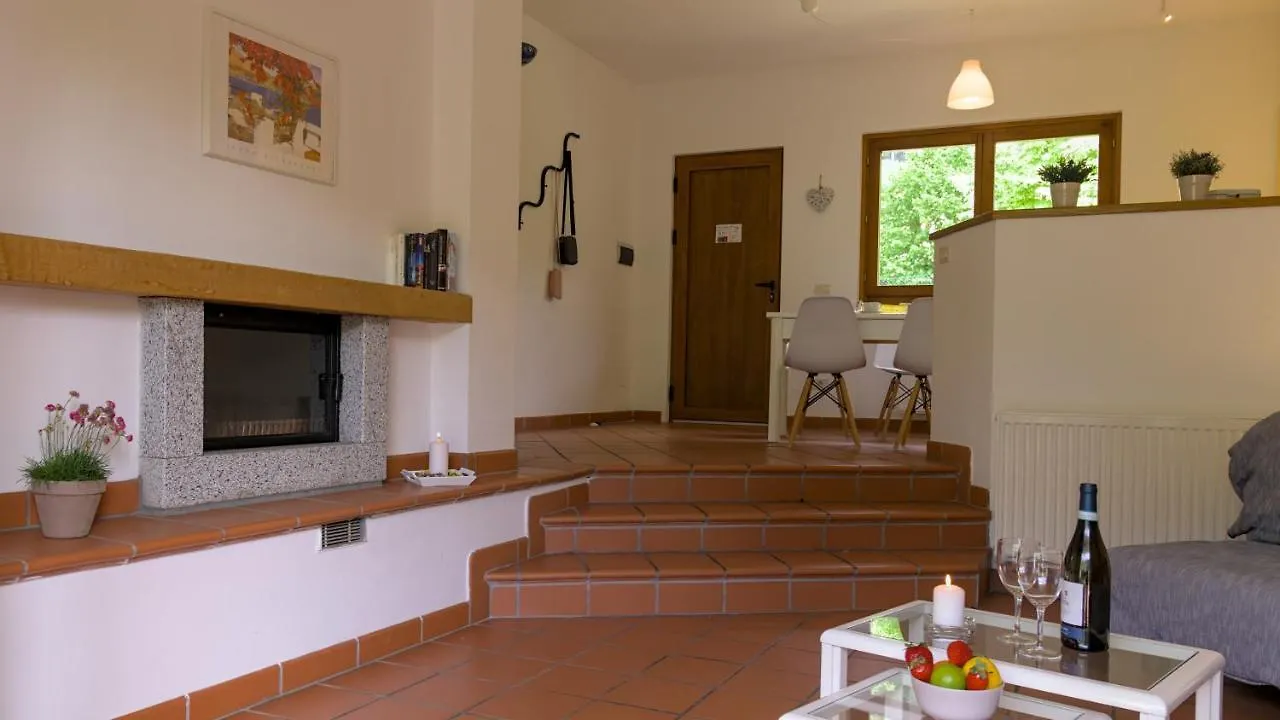 Apartamento Case Vacanze Crone Itália
