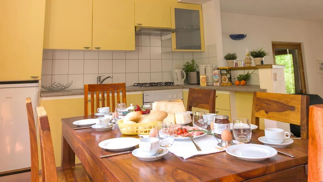 Apartamento Case Vacanze Crone