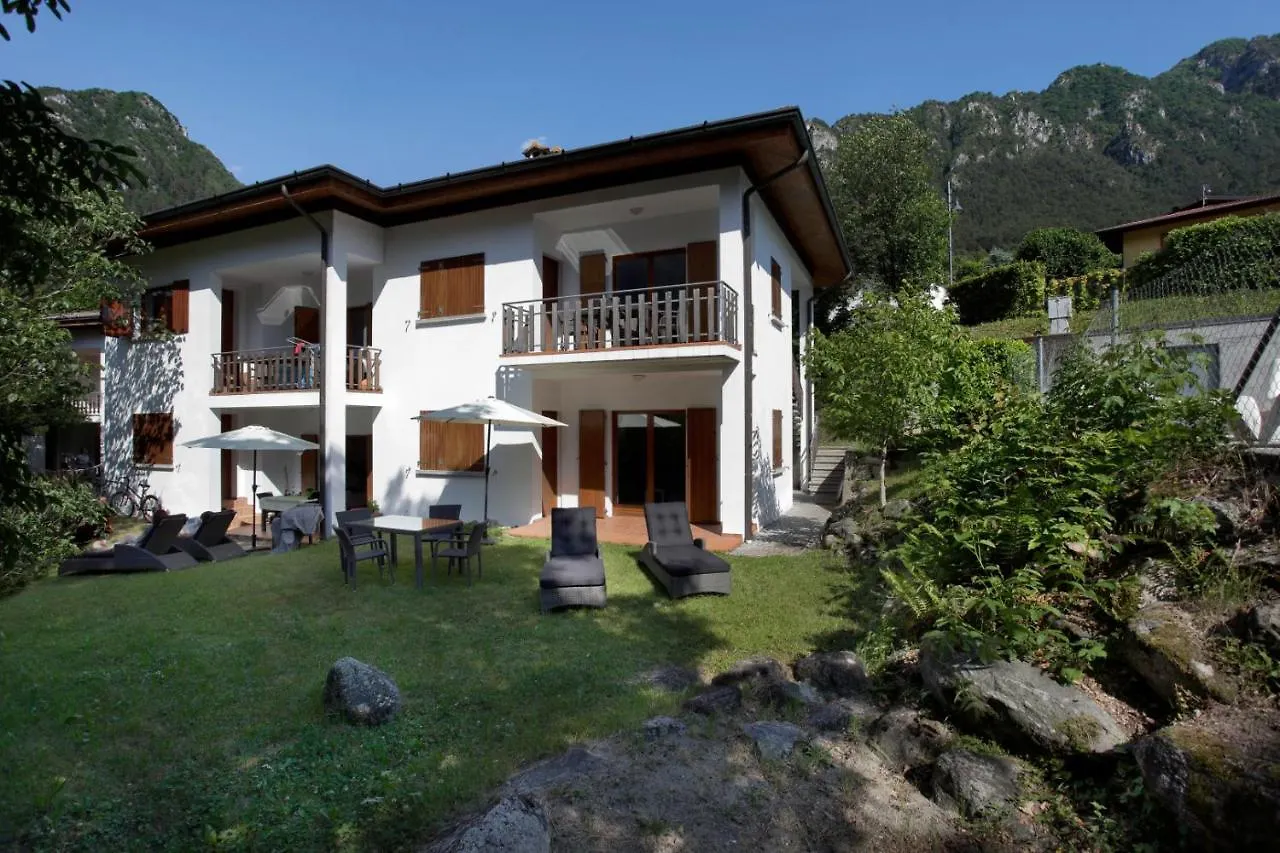 Apartament Case Vacanze Crone